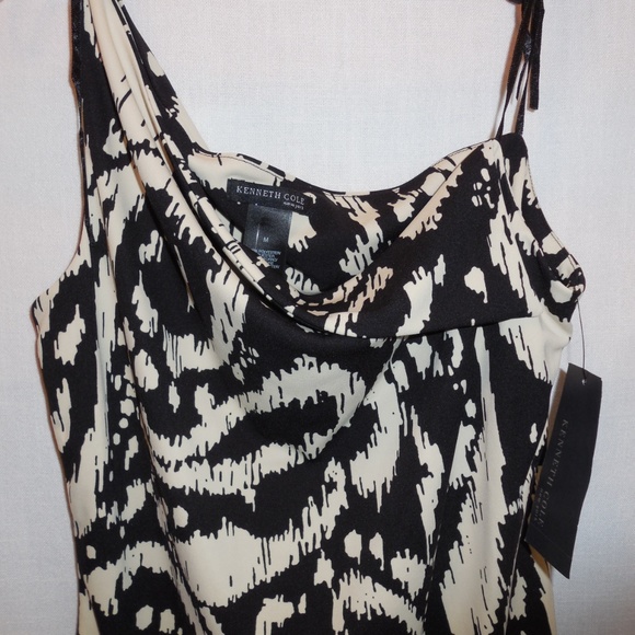 NWT!  Kenneth Cole Sexy Knit Top - Picture 4 of 5